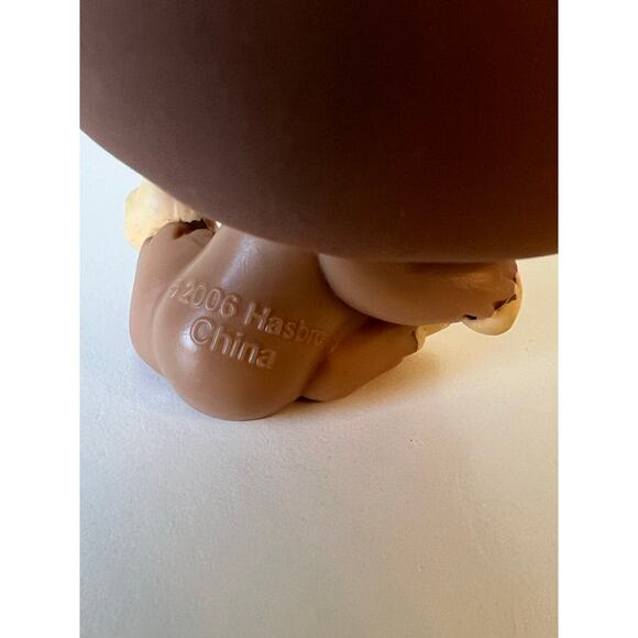 Littlest Pet Shop LPS Chimpanzee Chimp #486 Brown Aqua Blue Eyes Flowers 2006 - Picture 3 of 6